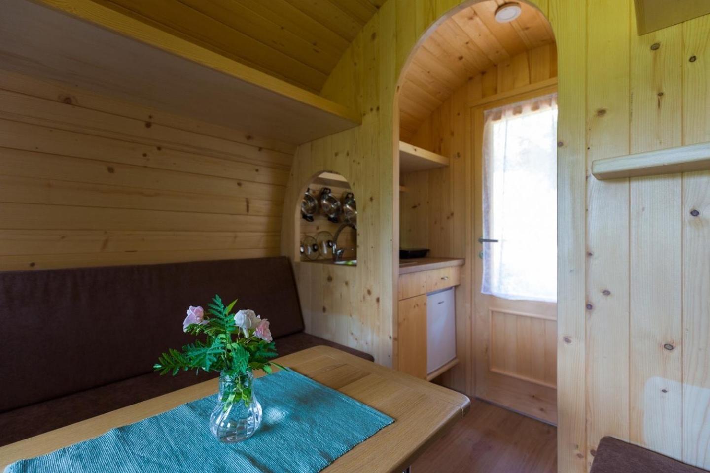 4 Elements Glamping & Apartments بليد المظهر الخارجي الصورة