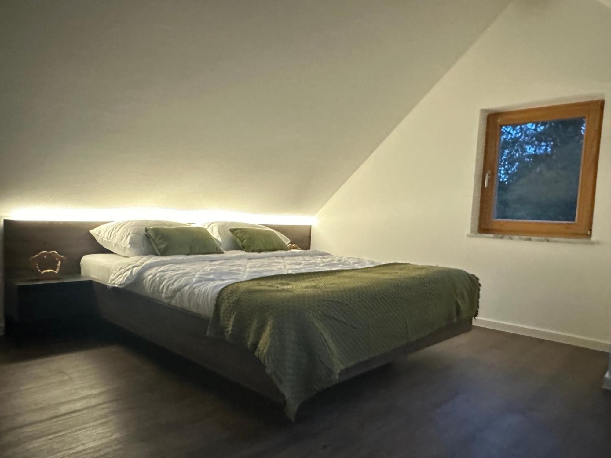 4 Elements Glamping & Apartments بليد المظهر الخارجي الصورة