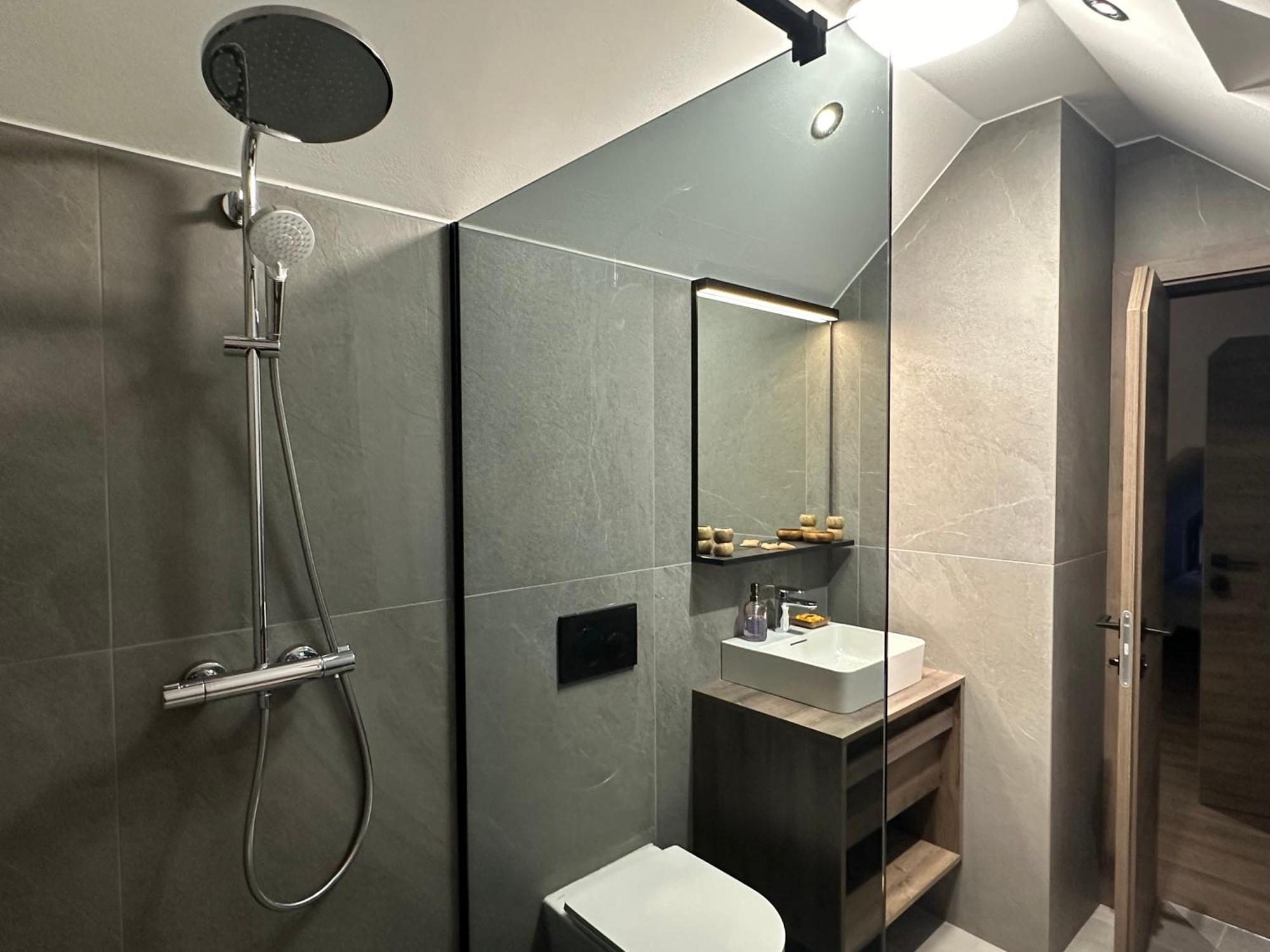 4 Elements Glamping & Apartments بليد المظهر الخارجي الصورة