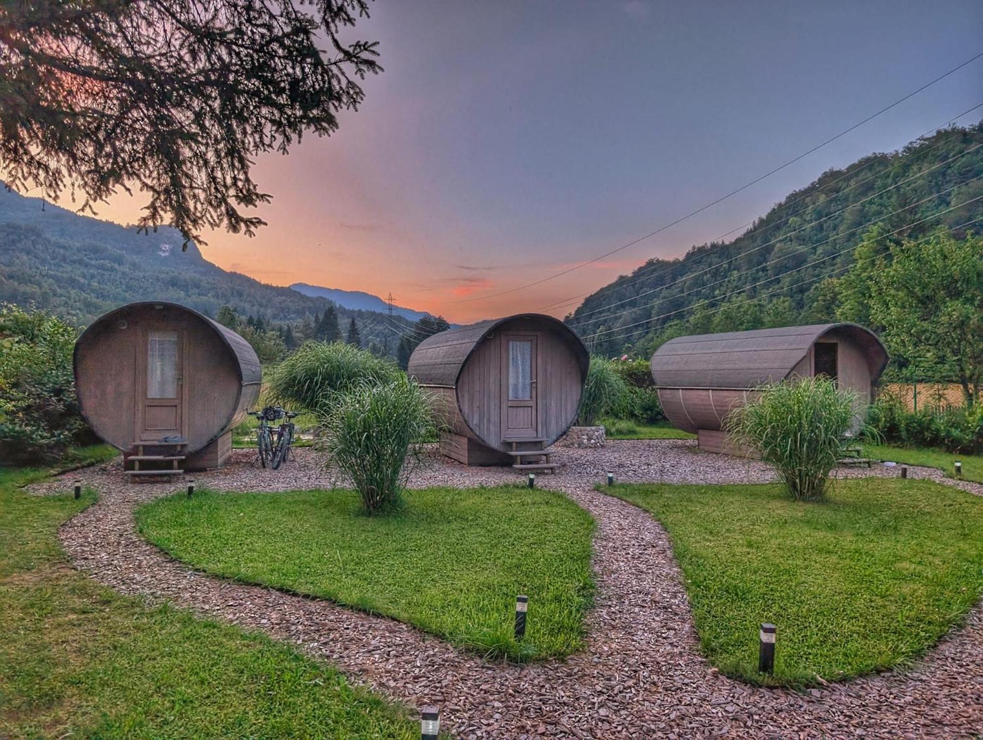 4 Elements Glamping & Apartments بليد المظهر الخارجي الصورة